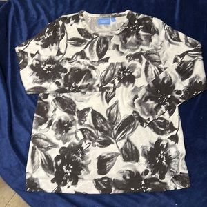 Simply Vera by Vera Wang all cotton, ls, white with black print top